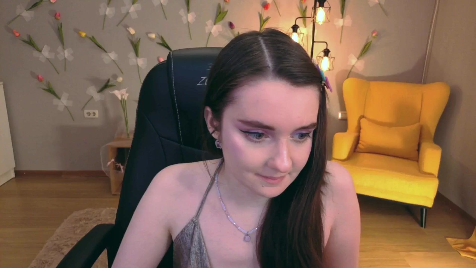 Gallery image thumbnail from Milim_Nava's myfreecams stream on, 04/15/2026, 01:58 image 18 of 20