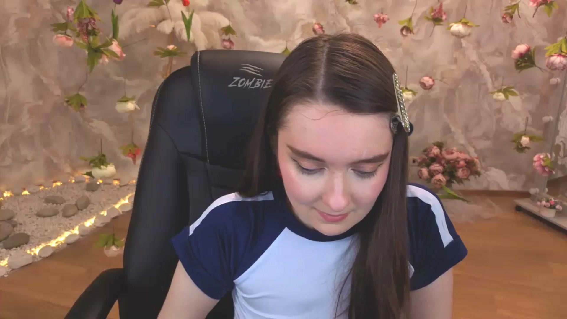 Gallery image thumbnail from Milim_Nava's myfreecams stream on, 04/16/2026, 07:56 image 19 of 20