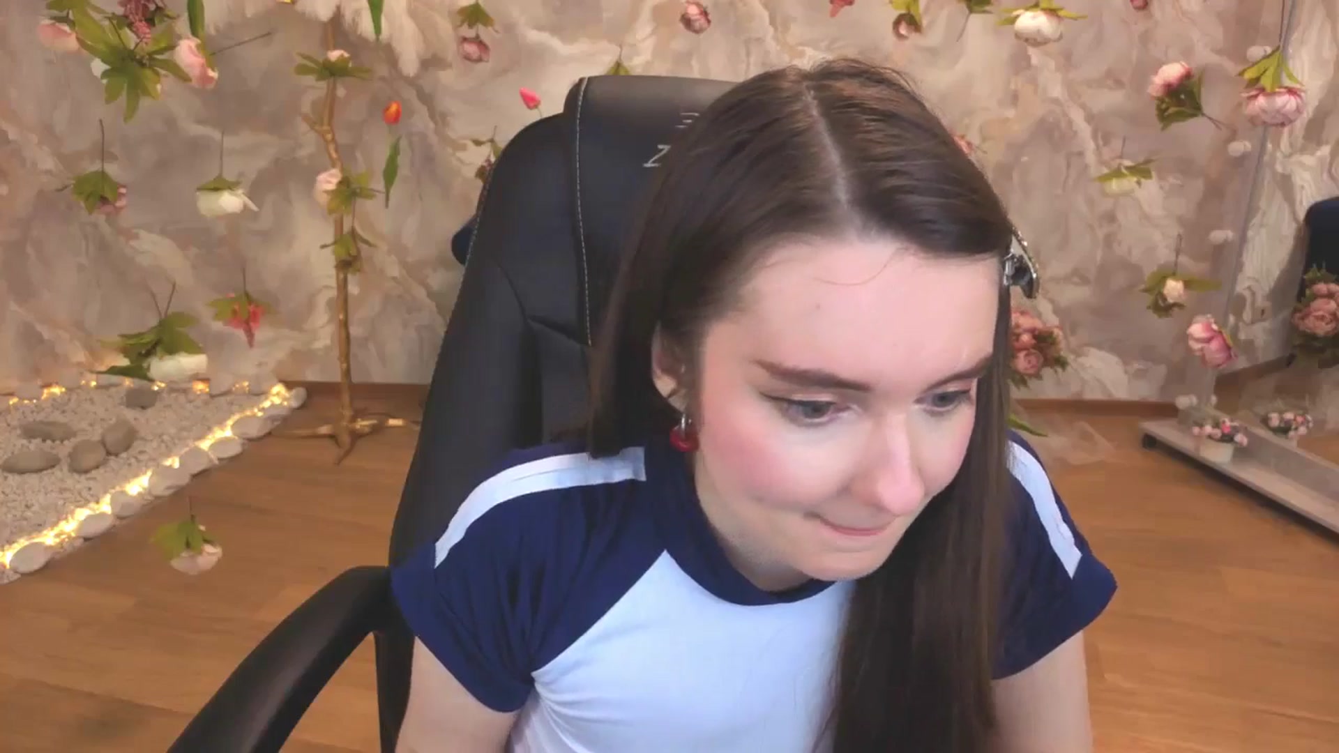 Gallery image thumbnail from Milim_Nava's myfreecams stream on, 04/16/2026, 12:08 image 3 of 20