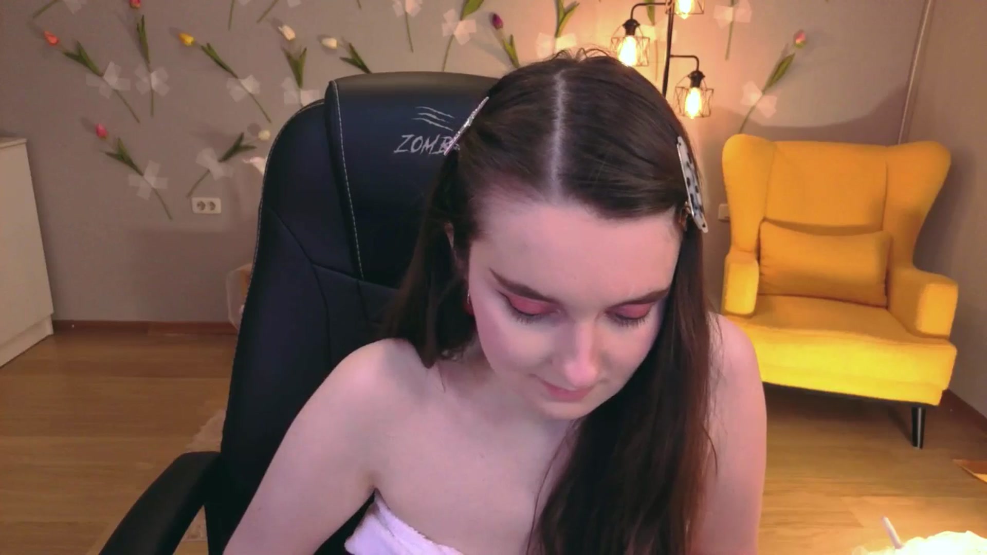 Gallery image thumbnail from Milim_Nava's myfreecams stream on, 04/17/2026, 10:33 image 19 of 20