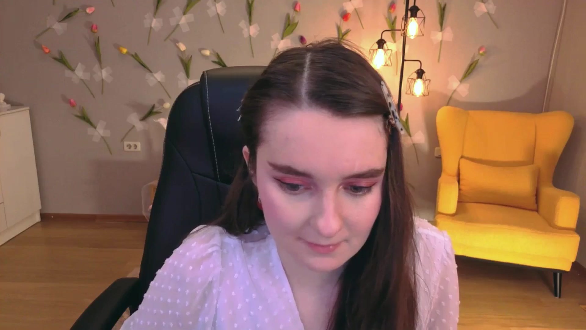 Gallery image thumbnail from Milim_Nava's myfreecams stream on, 04/17/2026, 12:25 image 17 of 20
