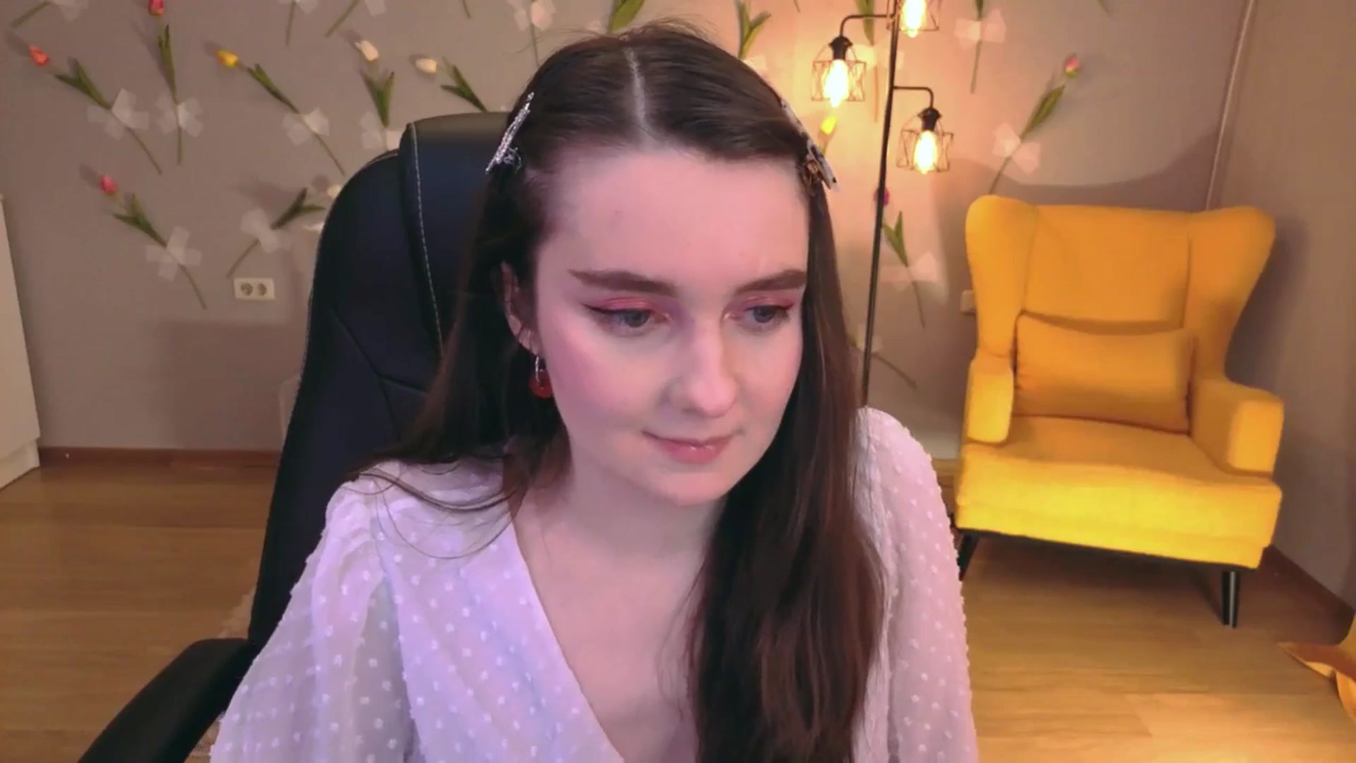 Gallery image thumbnail from Milim_Nava's myfreecams stream on, 04/17/2026, 12:25 image 6 of 20