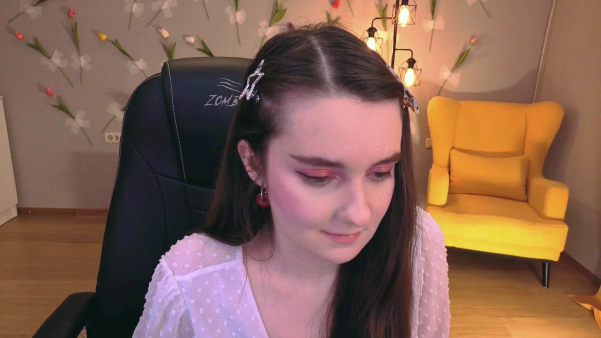 Gallery image thumbnail from Milim_Nava's myfreecams stream on, 04/17/2026, 12:25 image 8 of 20