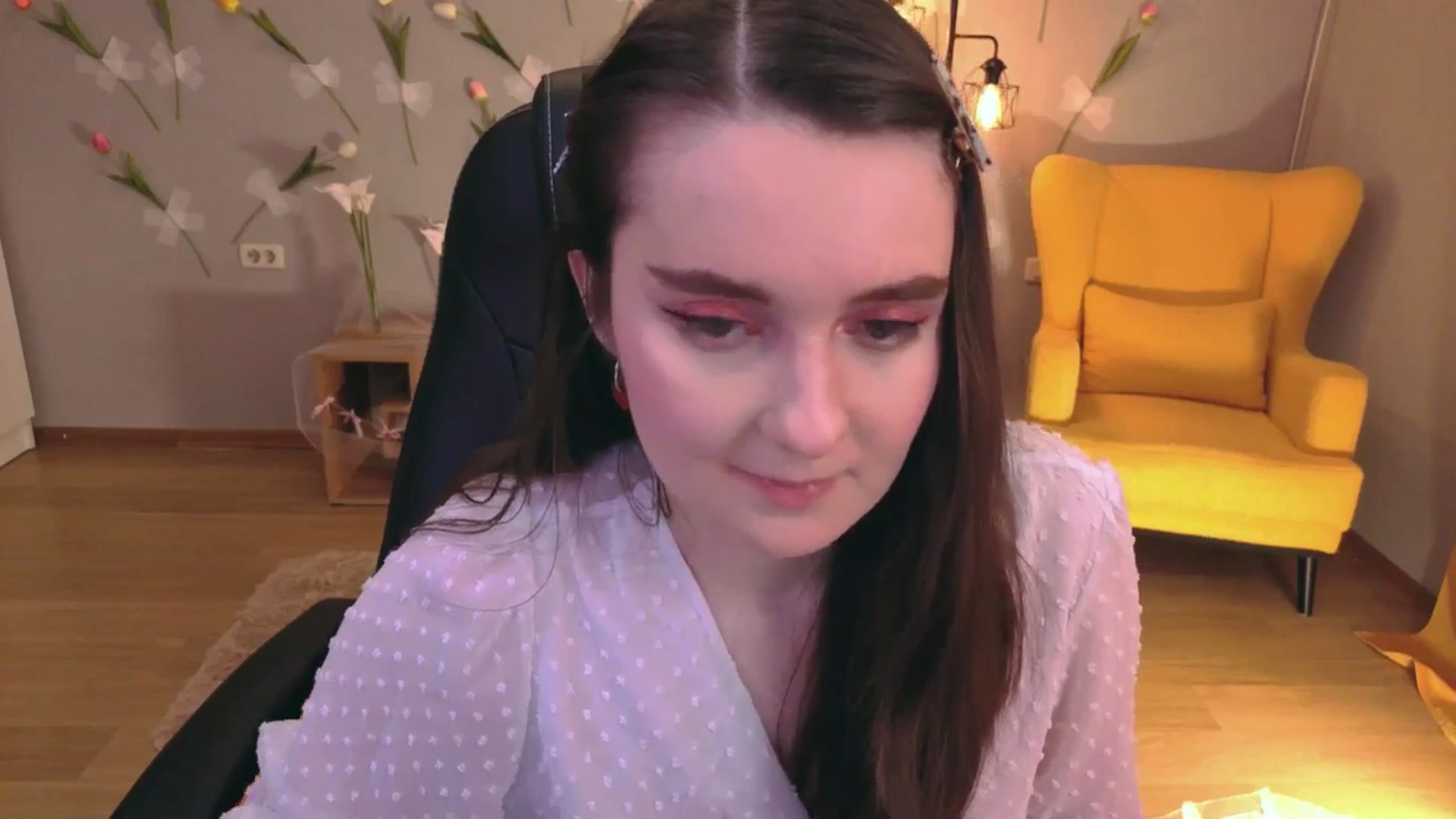 Gallery image thumbnail from Milim_Nava's myfreecams stream on, 04/17/2026, 12:25 image 13 of 20