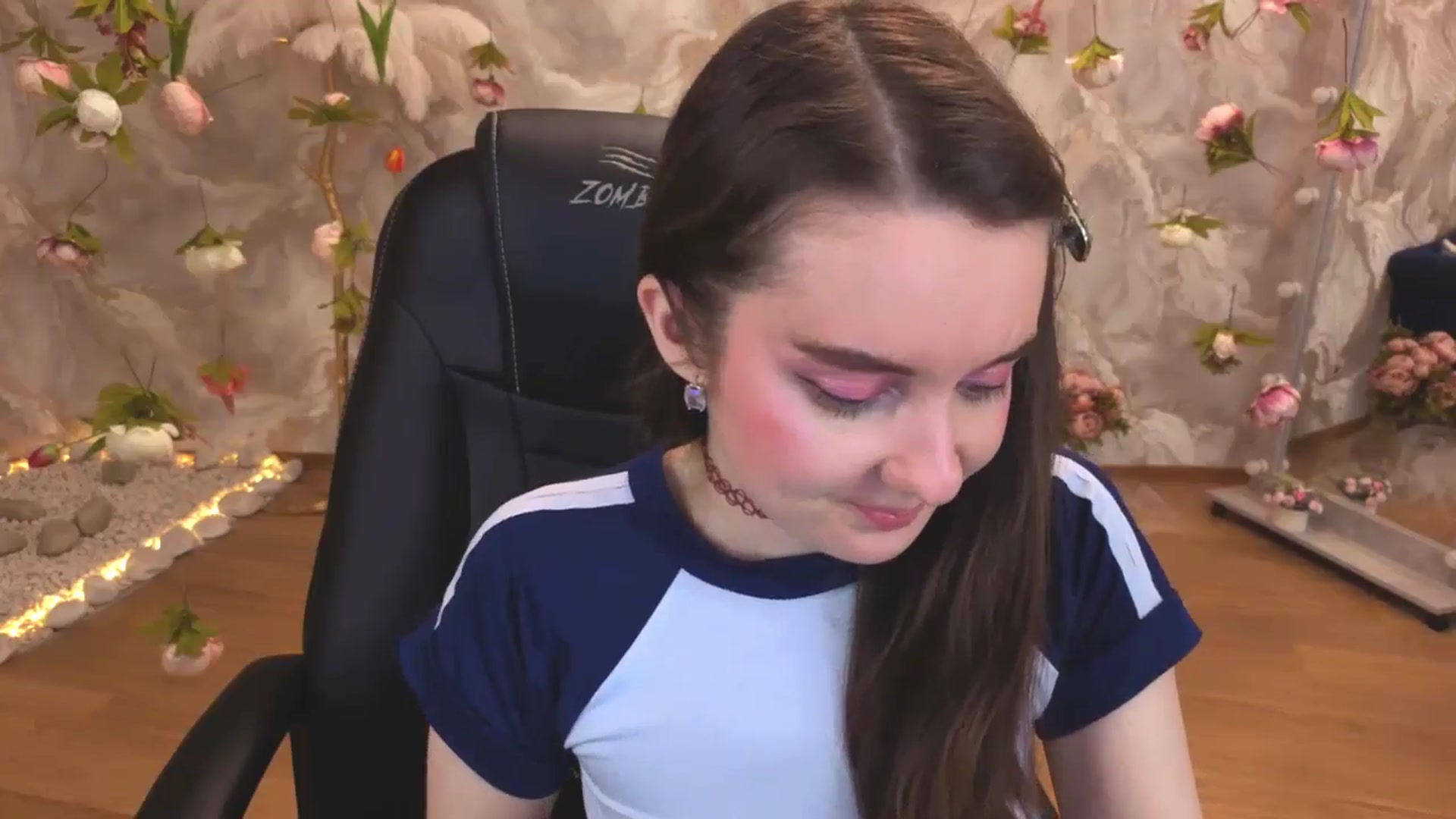 Gallery image thumbnail from Milim_Nava's myfreecams stream on, 04/19/2026, 22:52 image 17 of 20
