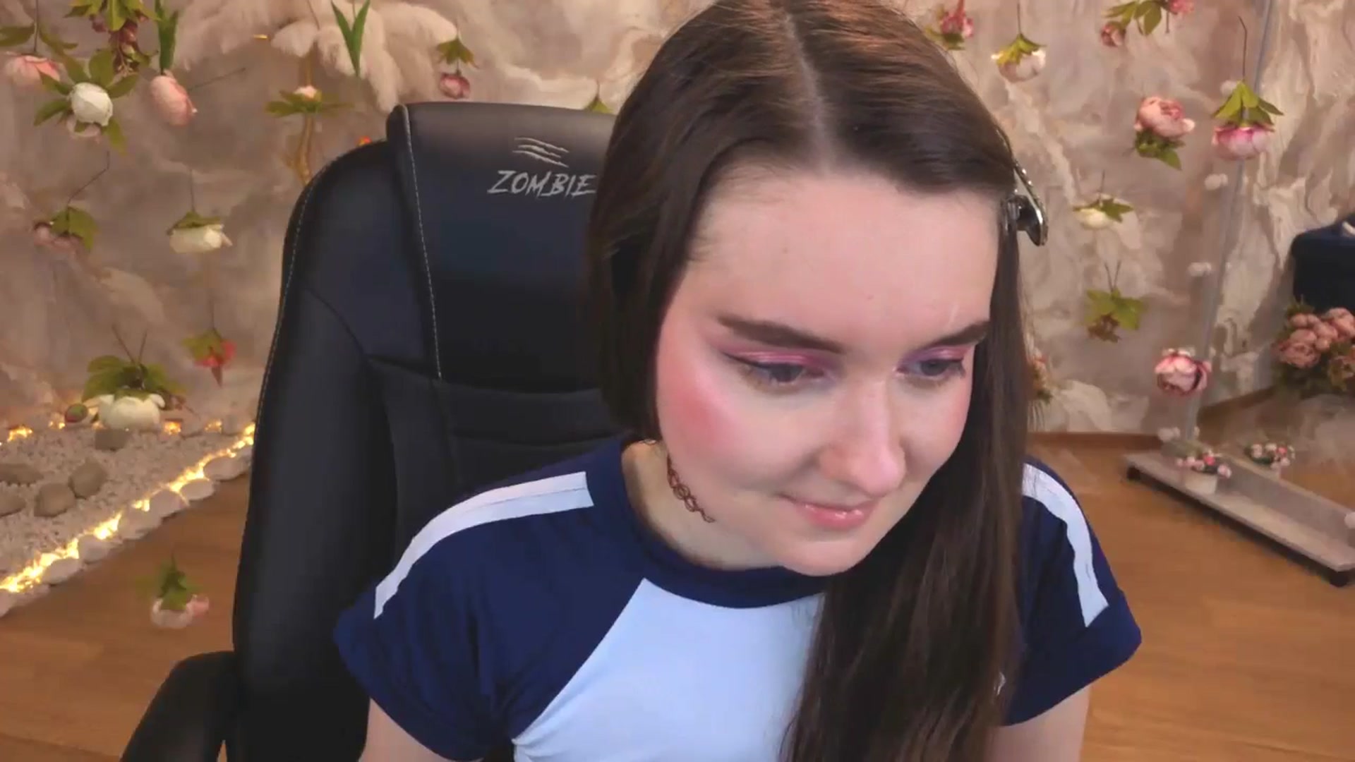 Gallery image thumbnail from Milim_Nava's myfreecams stream on, 04/19/2026, 22:52 image 13 of 20