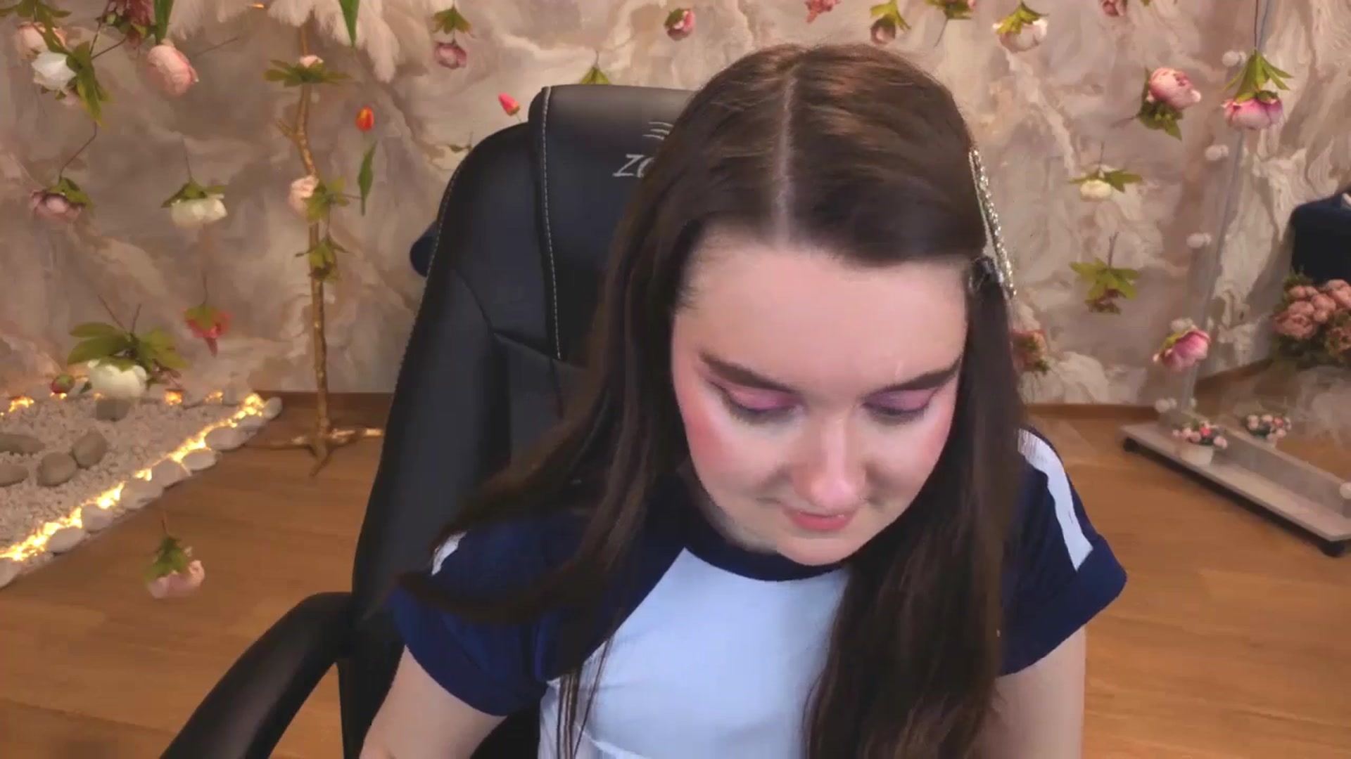 Gallery image thumbnail from Milim_Nava's myfreecams stream on, 04/19/2026, 22:52 image 2 of 20