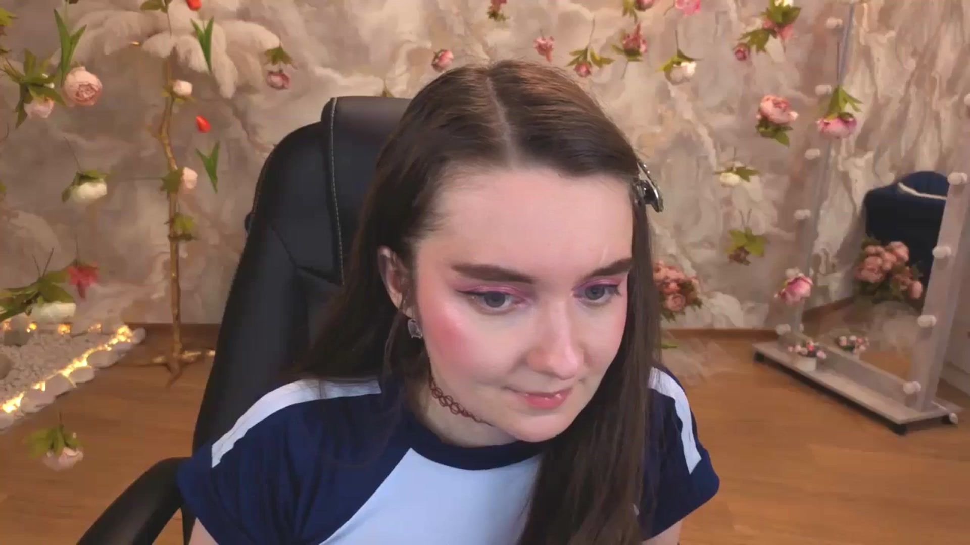Gallery image thumbnail from Milim_Nava's myfreecams stream on, 04/19/2026, 23:50 image 9 of 20