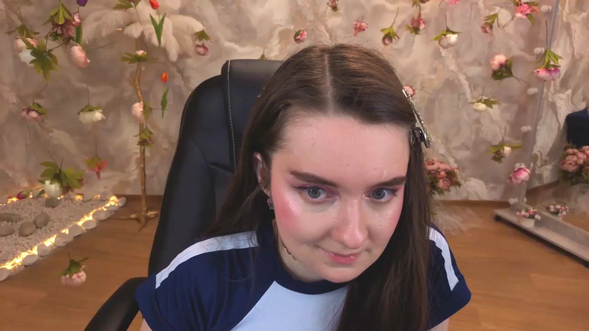 Gallery image thumbnail from Milim_Nava's myfreecams stream on, 04/19/2026, 23:50 image 1 of 20