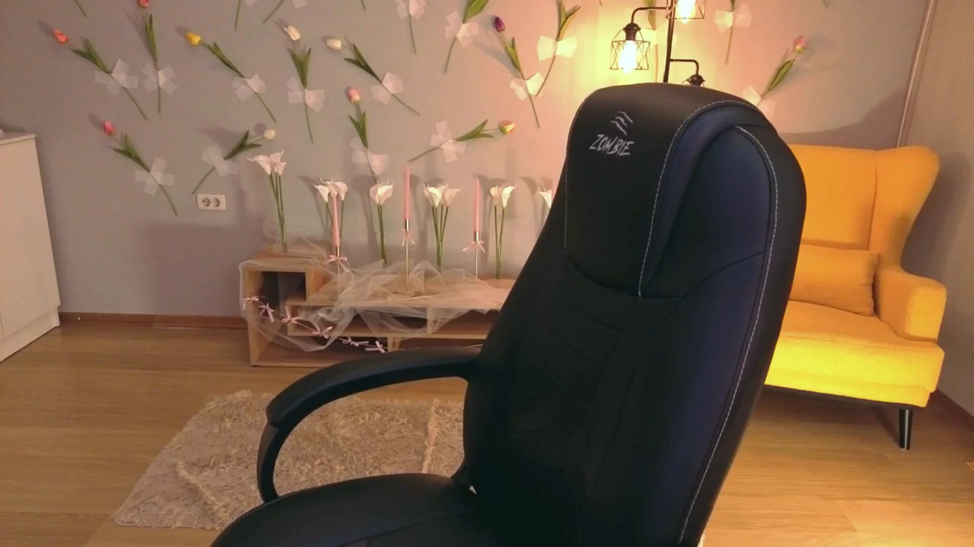 Gallery image thumbnail from Milim_Nava's myfreecams stream on, 04/20/2026, 23:23 image 17 of 20