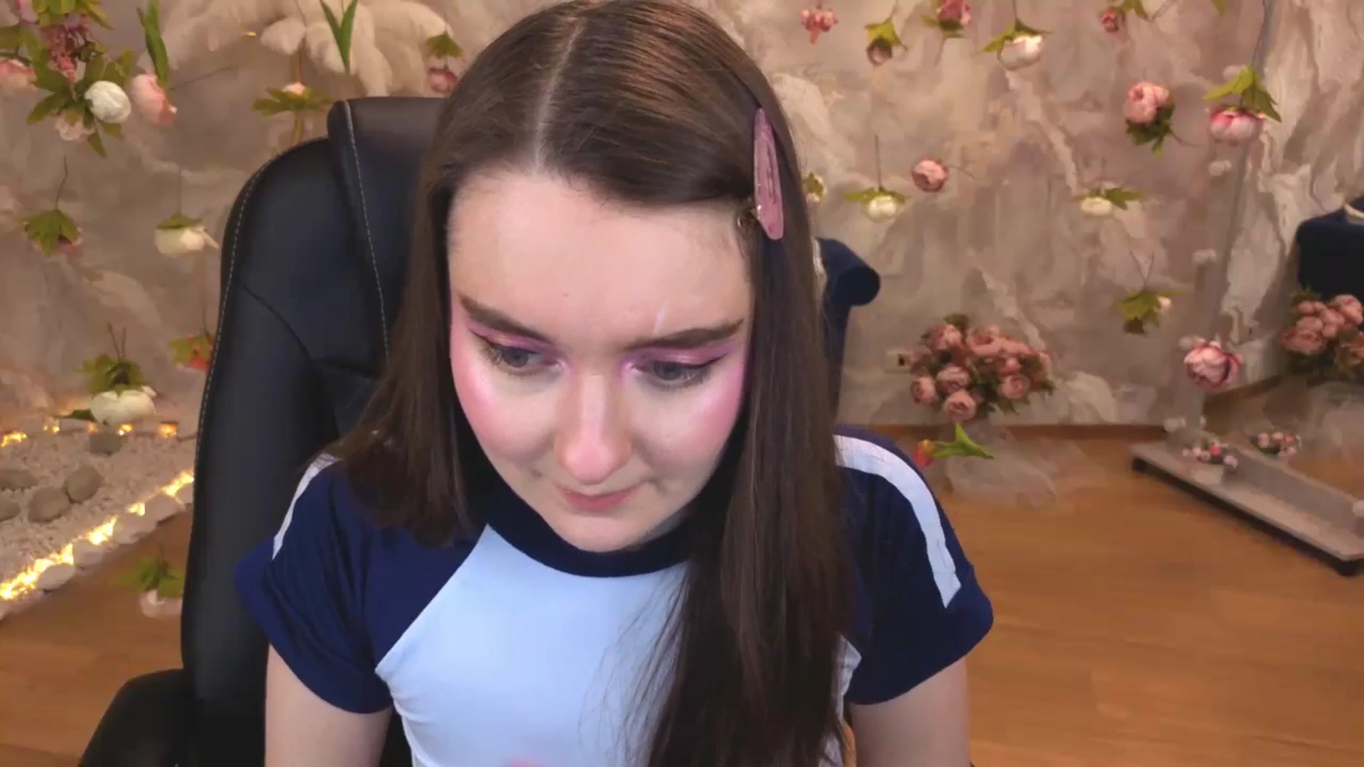 Gallery image thumbnail from Milim_Nava's myfreecams stream on, 04/21/2026, 21:26 image 16 of 20
