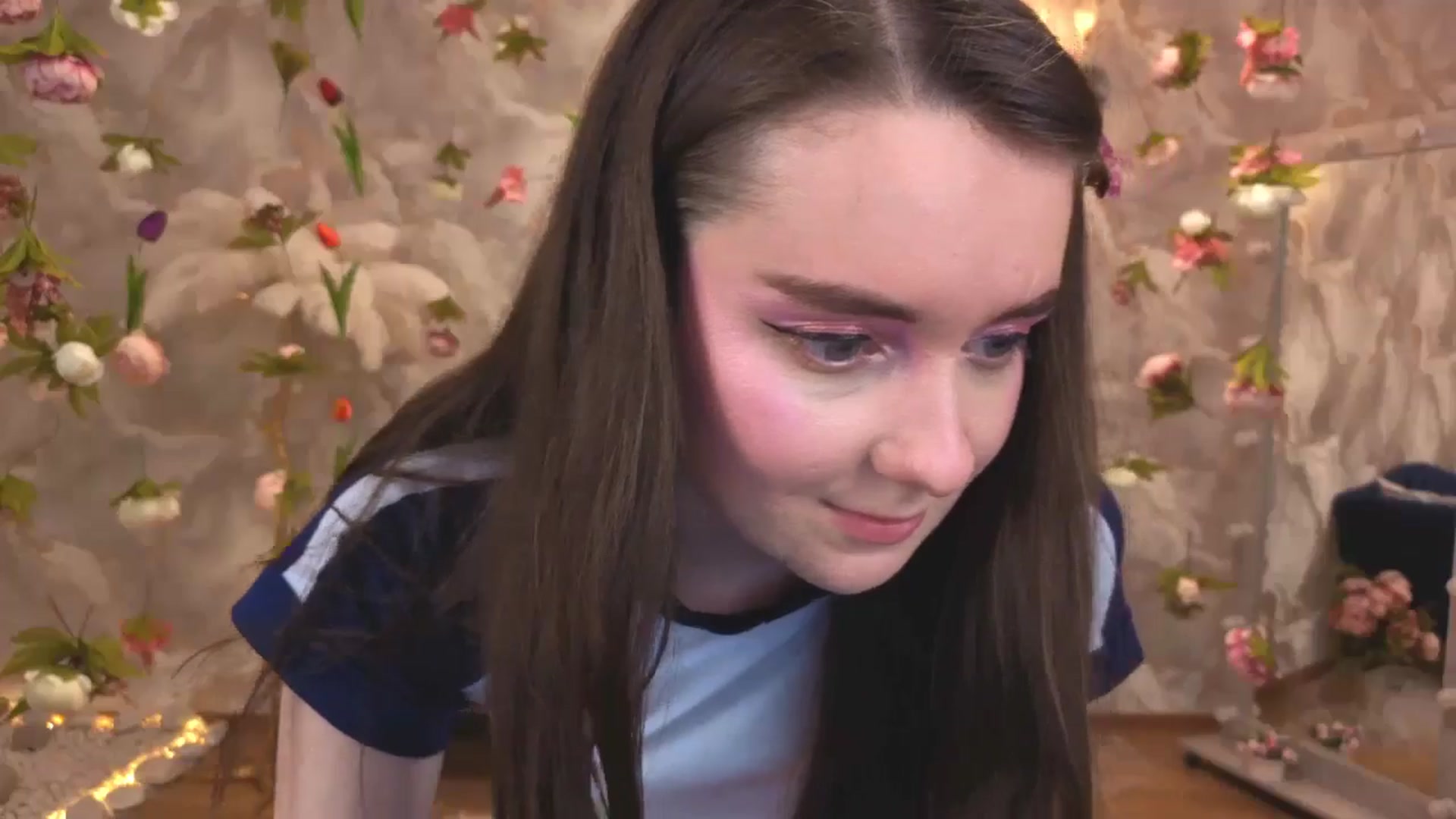 Gallery image thumbnail from Milim_Nava's myfreecams stream on, 04/21/2026, 22:20 image 17 of 20