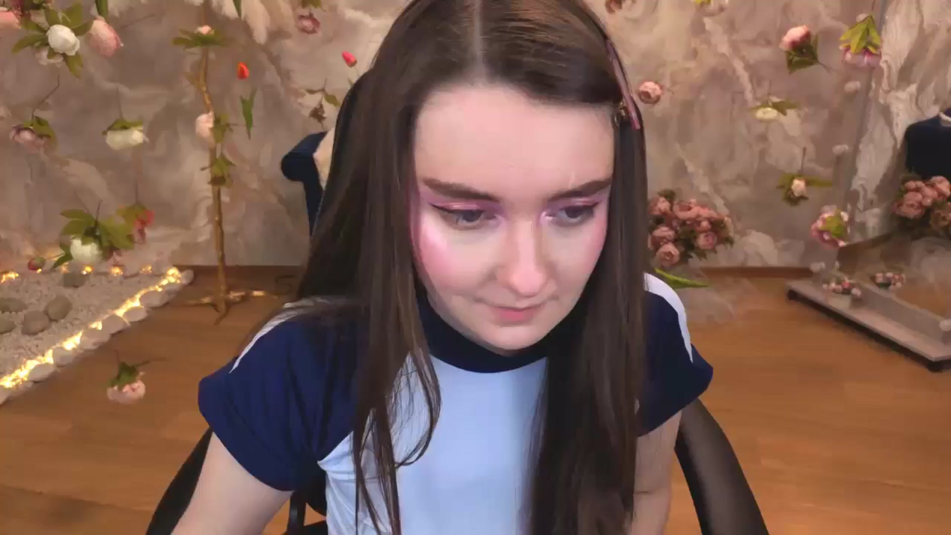 Gallery image thumbnail from Milim_Nava's myfreecams stream on, 04/21/2026, 22:20 image 9 of 20