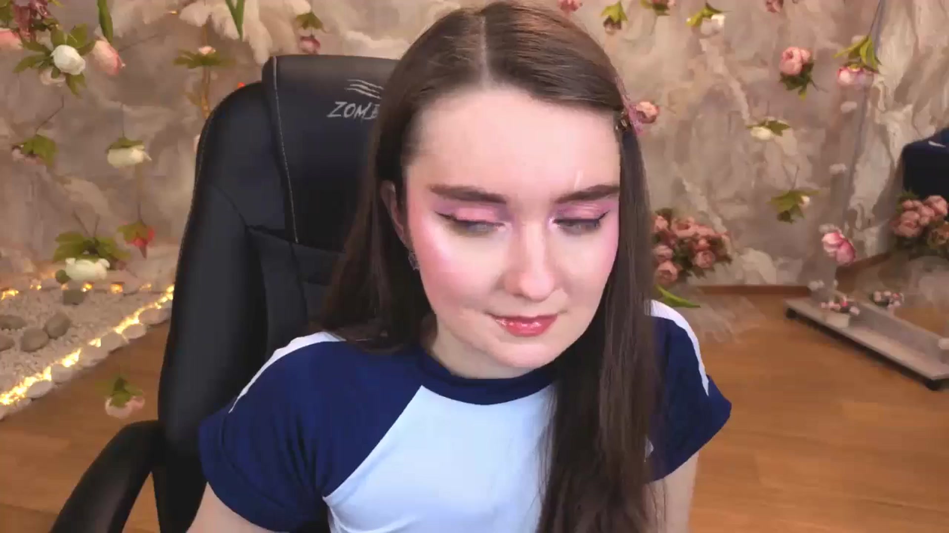 Gallery image thumbnail from Milim_Nava's myfreecams stream on, 04/21/2026, 23:49 image 7 of 20