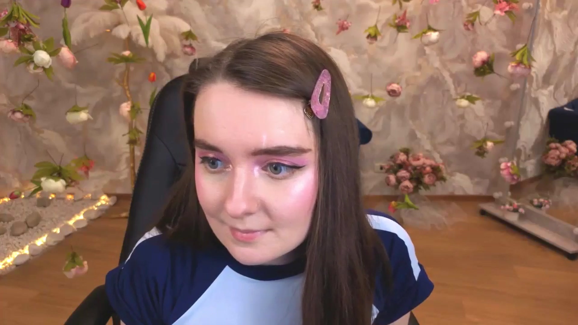 Gallery image thumbnail from Milim_Nava's myfreecams stream on, 04/21/2026, 23:49 image 2 of 20