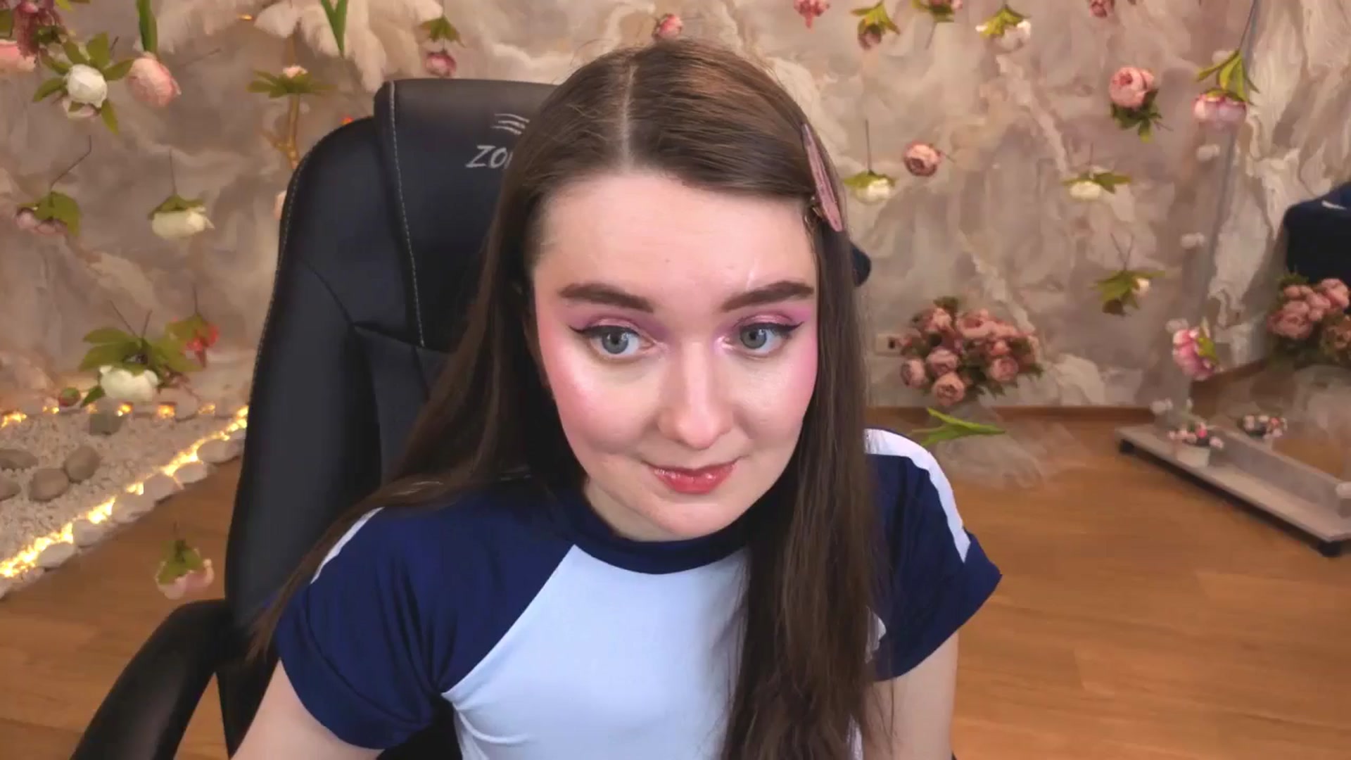 Gallery image thumbnail from Milim_Nava's myfreecams stream on, 04/21/2026, 23:49 image 8 of 20