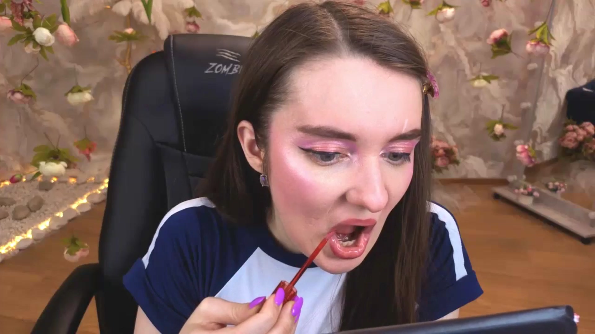 Gallery image thumbnail from Milim_Nava's myfreecams stream on, 04/21/2026, 23:49 image 6 of 20