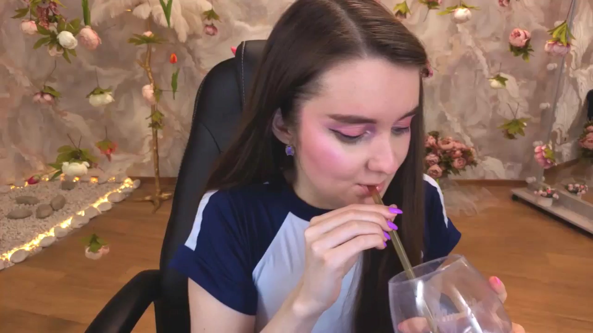Gallery image thumbnail from Milim_Nava's myfreecams stream on, 04/22/2026, 01:25 image 13 of 20