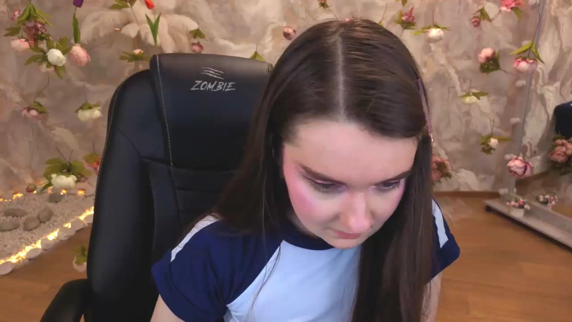 Gallery image thumbnail from Milim_Nava's myfreecams stream on, 04/22/2026, 01:25 image 17 of 20