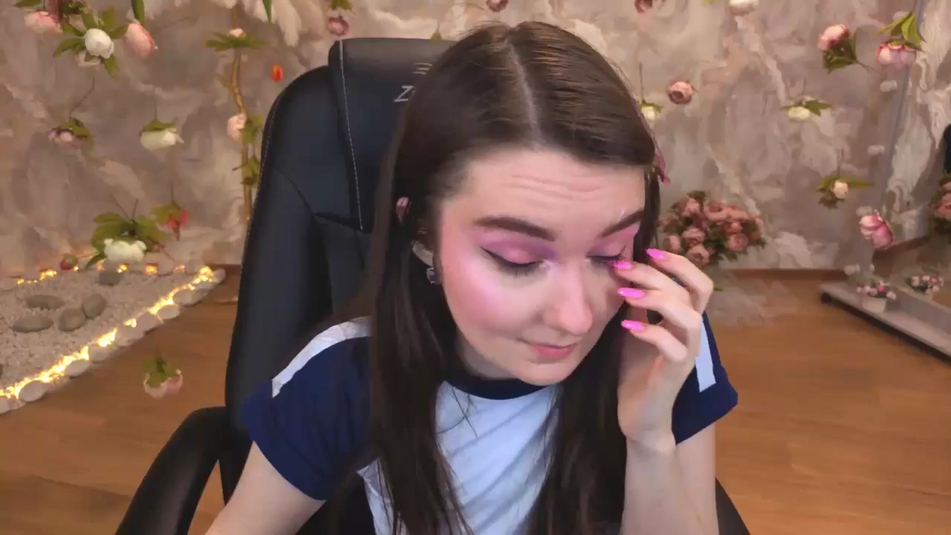Gallery image thumbnail from Milim_Nava's myfreecams stream on, 04/22/2026, 01:25 image 5 of 20