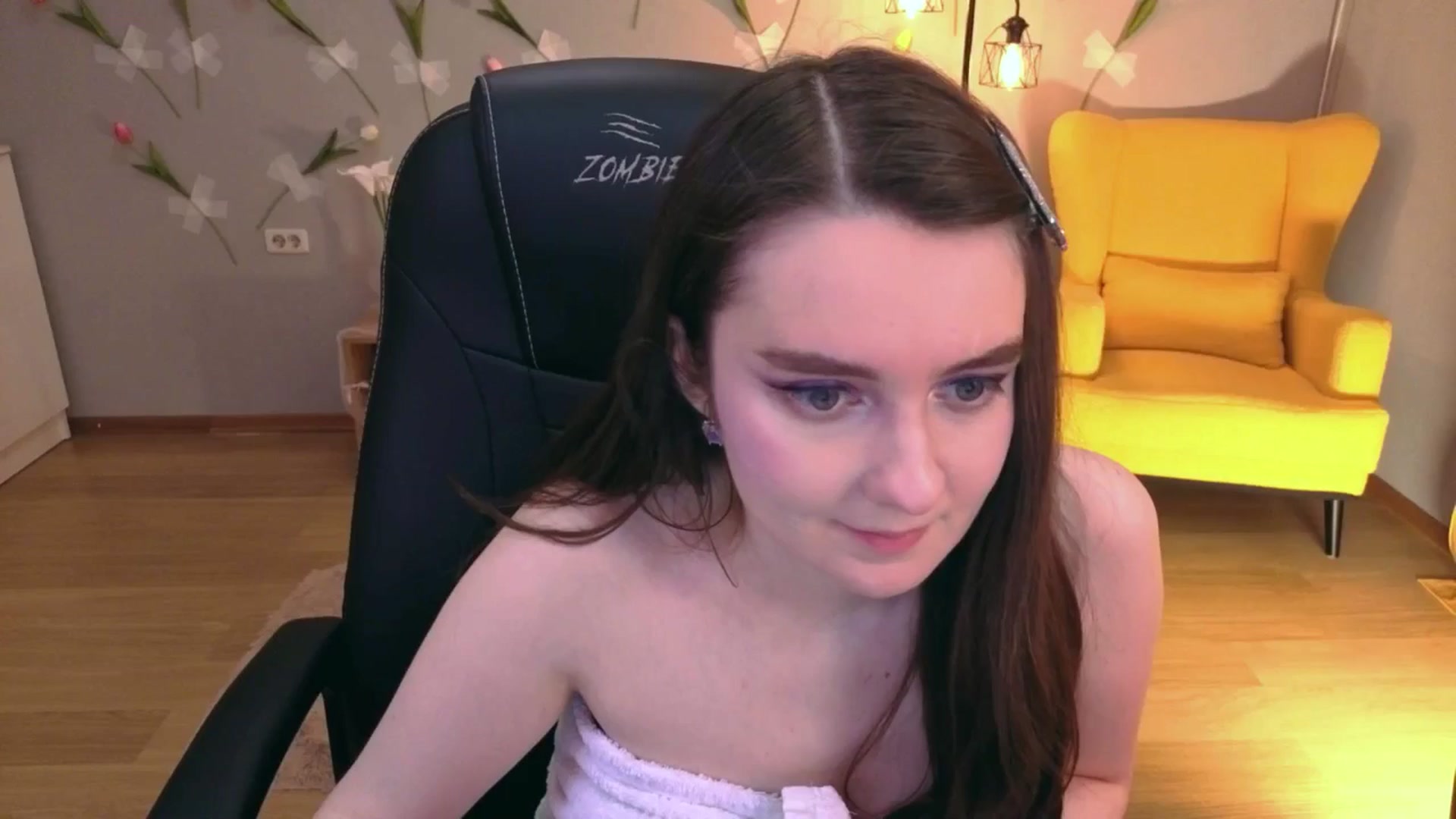 Gallery image thumbnail from Milim_Nava's myfreecams stream on, 04/22/2026, 21:04 image 18 of 20