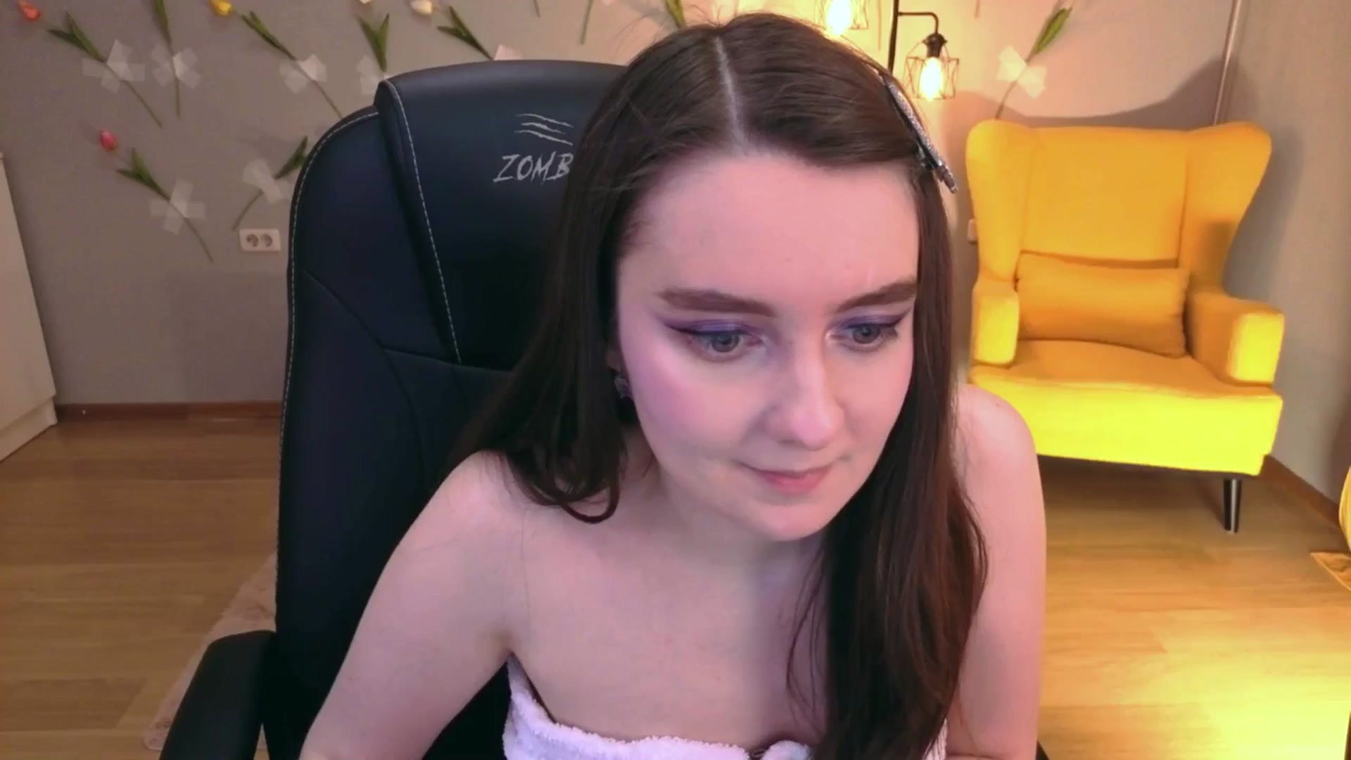 Gallery image thumbnail from Milim_Nava's myfreecams stream on, 04/22/2026, 21:04 image 1 of 20
