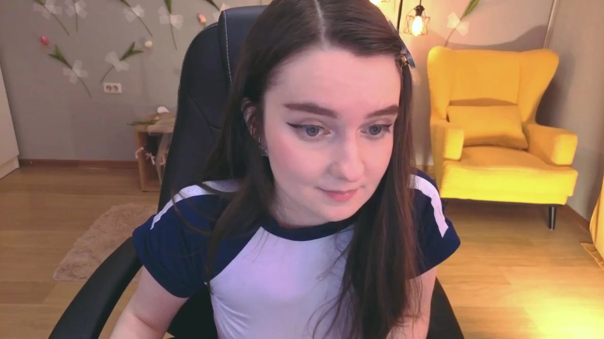 Gallery image thumbnail from Milim_Nava's myfreecams stream on, 04/25/2026, 12:25 image 2 of 20