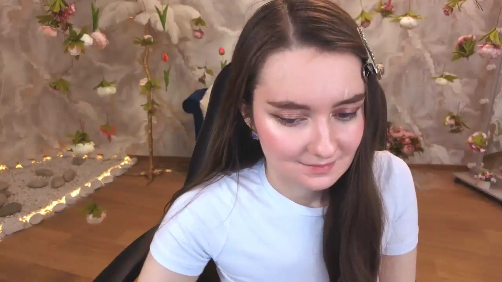 Gallery image thumbnail from Milim_Nava's myfreecams stream on, 04/27/2026, 23:37 image 19 of 20