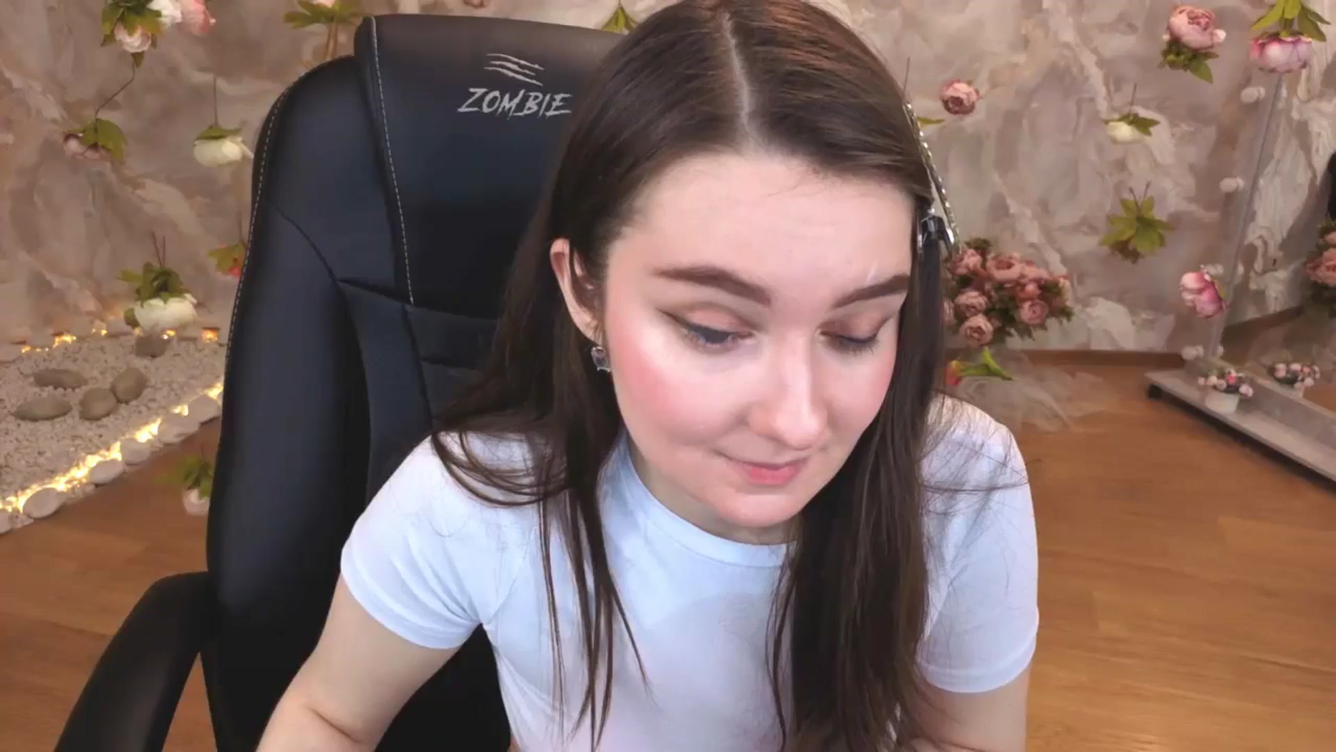 Gallery image thumbnail from Milim_Nava's myfreecams stream on, 04/27/2026, 23:37 image 1 of 20