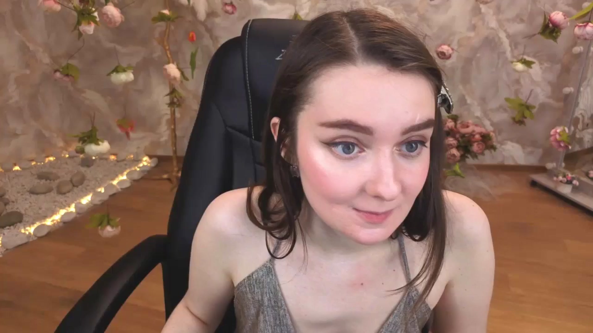 Gallery image thumbnail from Milim_Nava's myfreecams stream on, 04/28/2026, 02:06 image 1 of 20
