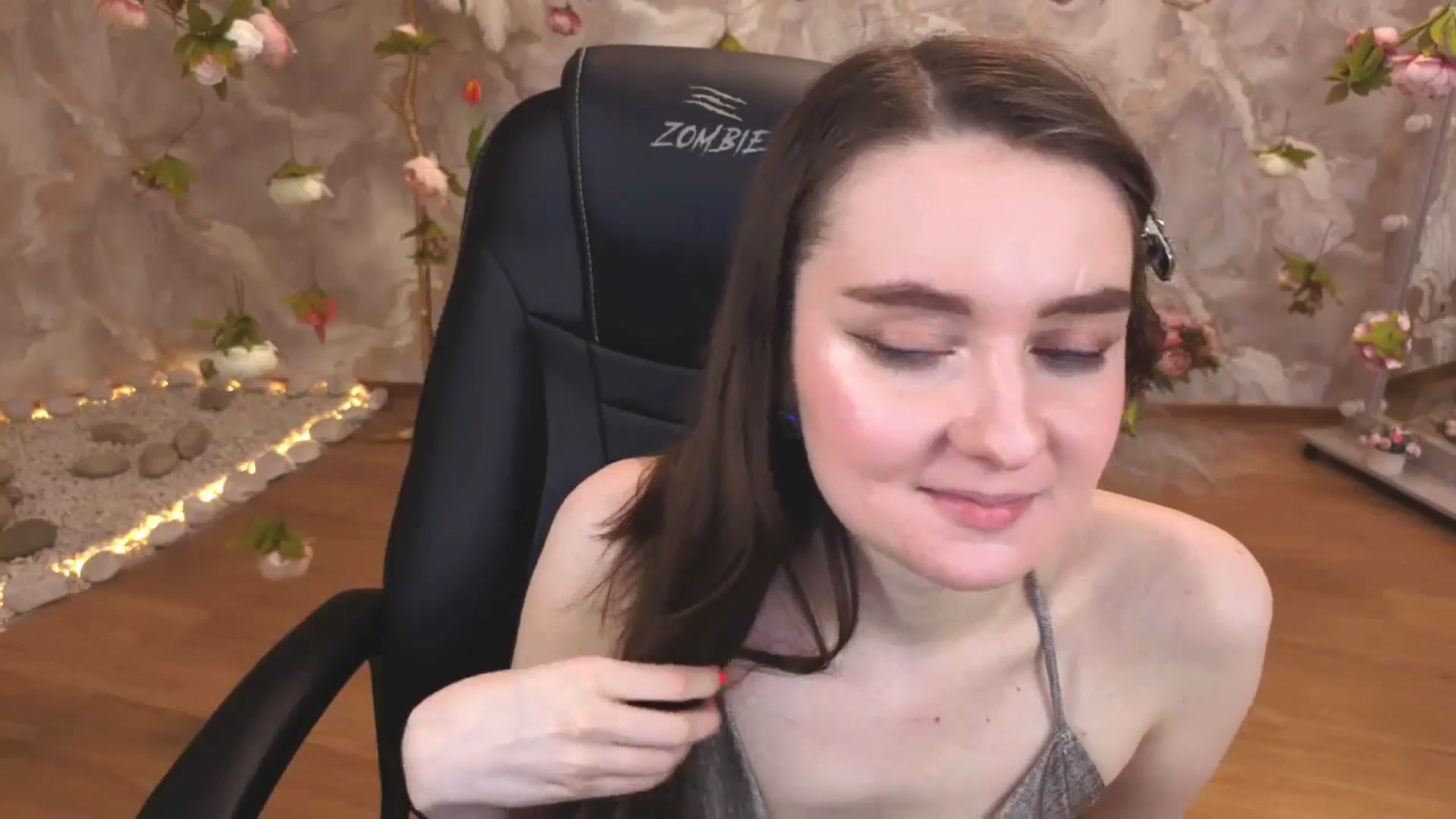 Gallery image thumbnail from Milim_Nava's myfreecams stream on, 04/28/2026, 02:06 image 4 of 20