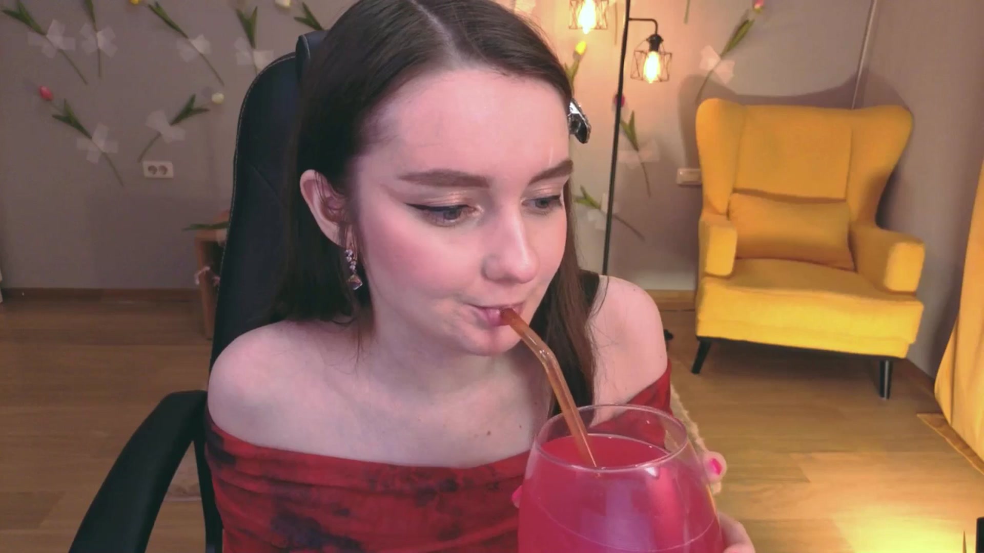 Gallery image thumbnail from Milim_Nava's myfreecams stream on, 04/28/2026, 19:39 image 2 of 20