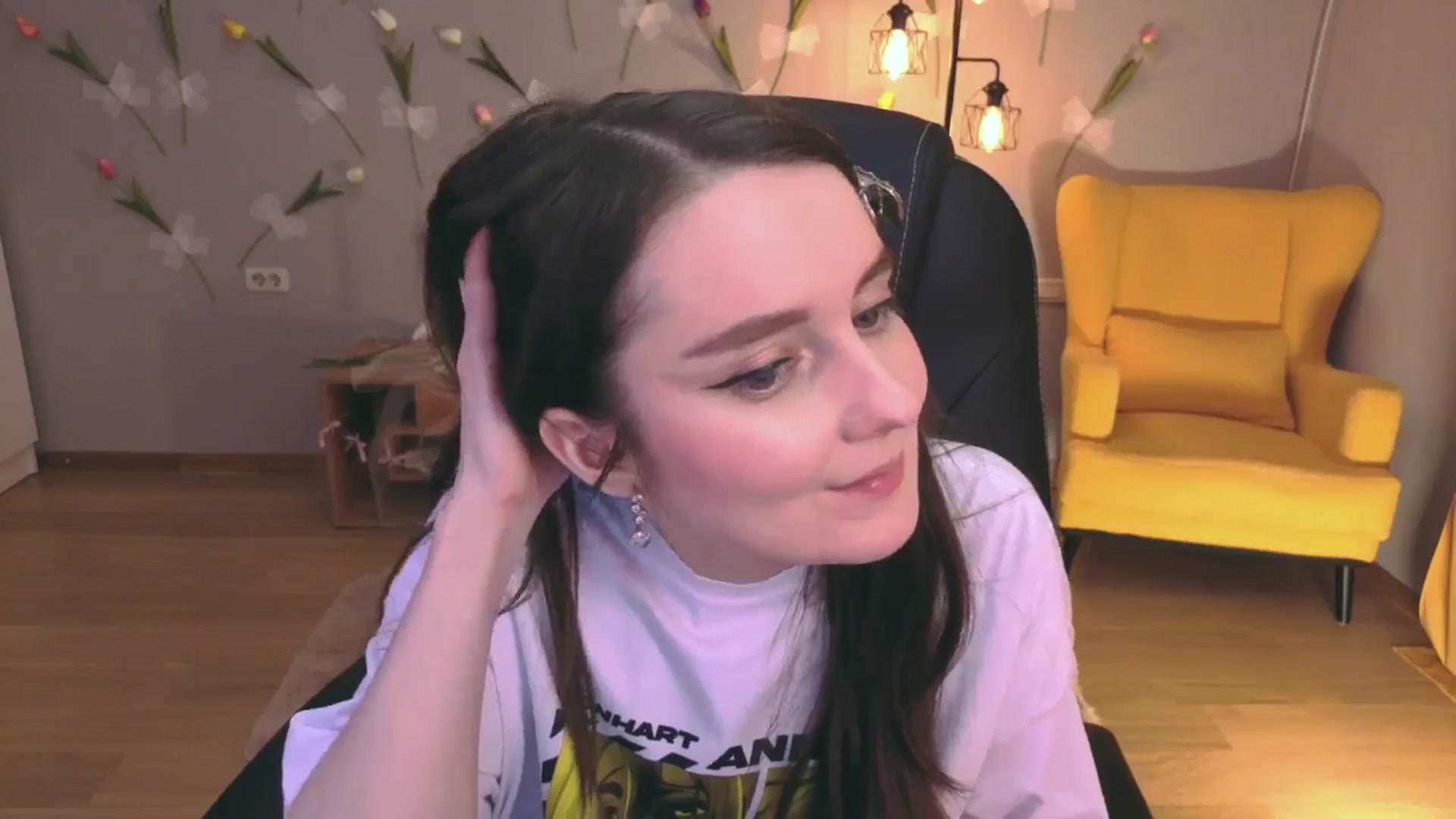 Gallery image thumbnail from Milim_Nava's myfreecams stream on, 04/28/2026, 20:56 image 4 of 20