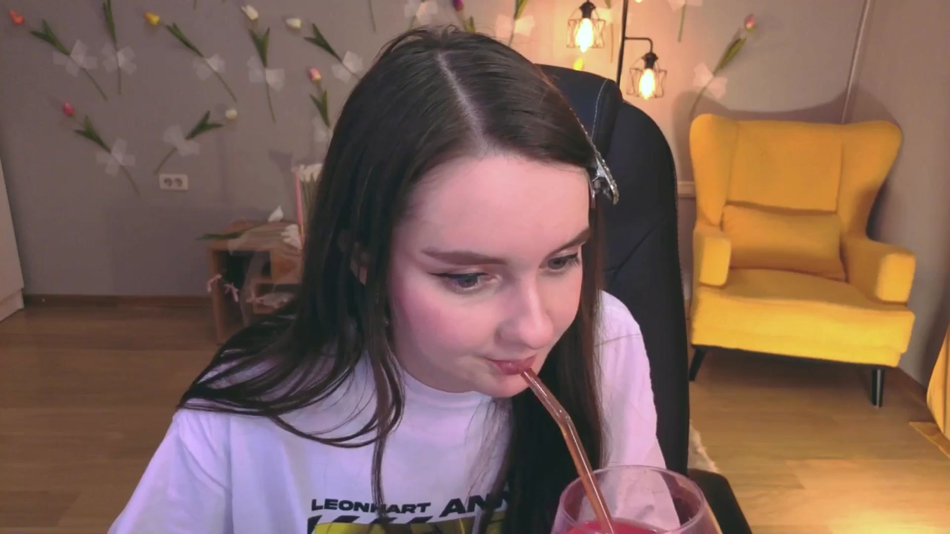 Gallery image thumbnail from Milim_Nava's myfreecams stream on, 04/28/2026, 20:56 image 6 of 20
