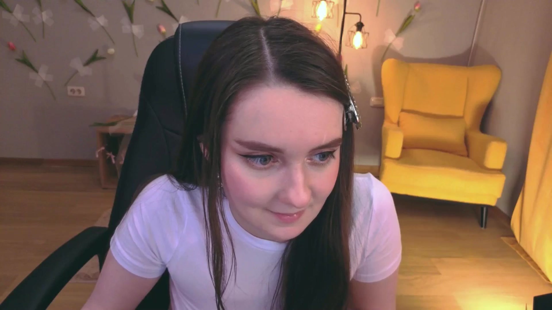 Gallery image thumbnail from Milim_Nava's myfreecams stream on, 04/29/2026, 24:20 image 5 of 20
