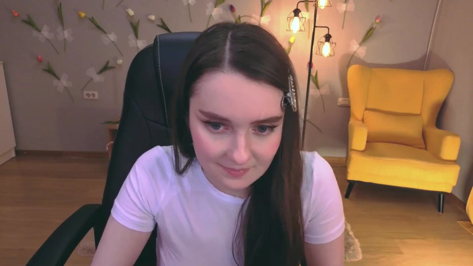 Gallery image thumbnail from Milim_Nava's myfreecams stream on, 04/29/2026, 24:20 image 3 of 20