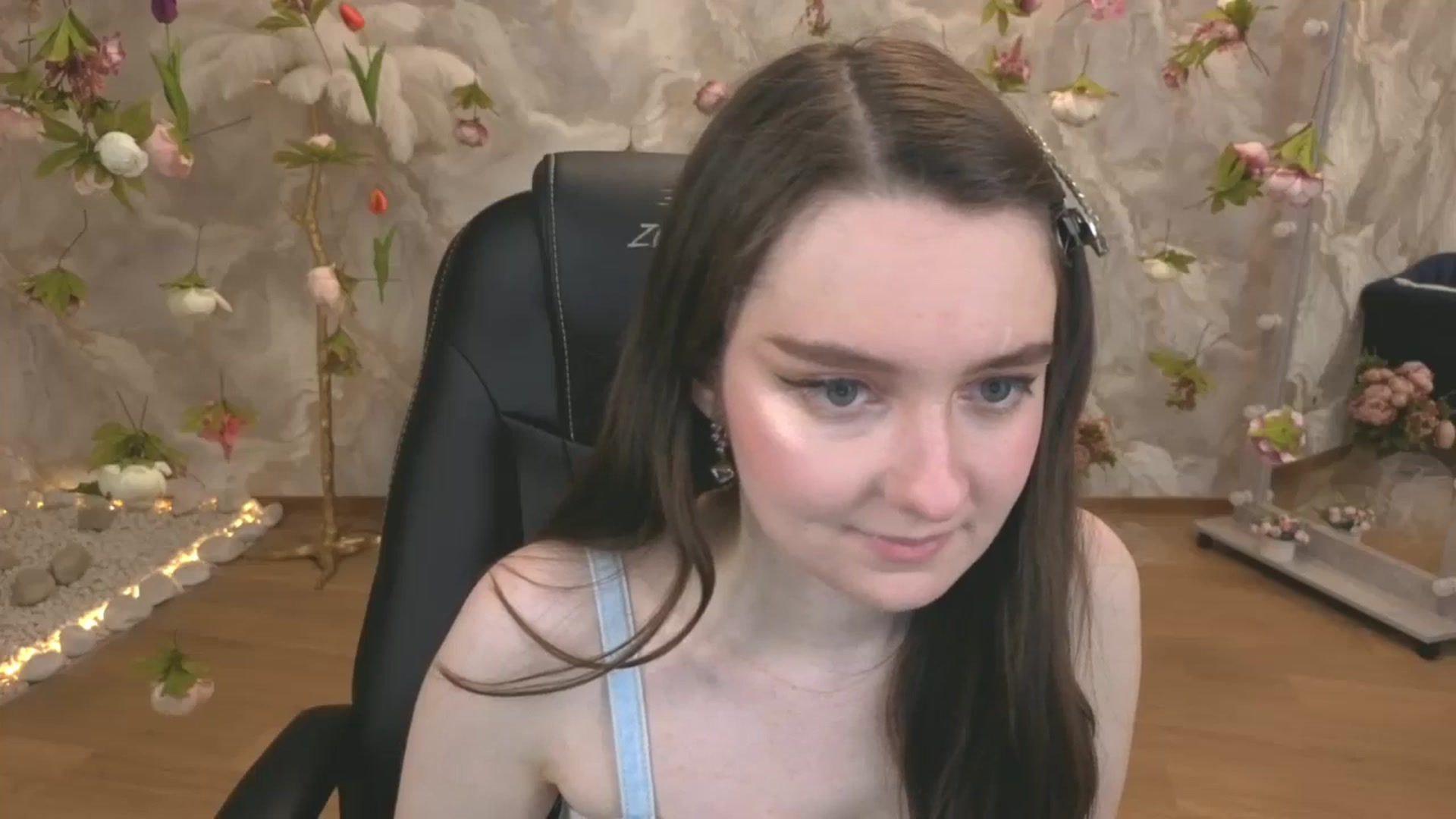 Gallery image thumbnail from Milim_Nava's myfreecams stream on, 04/30/2026, 21:41 image 2 of 20