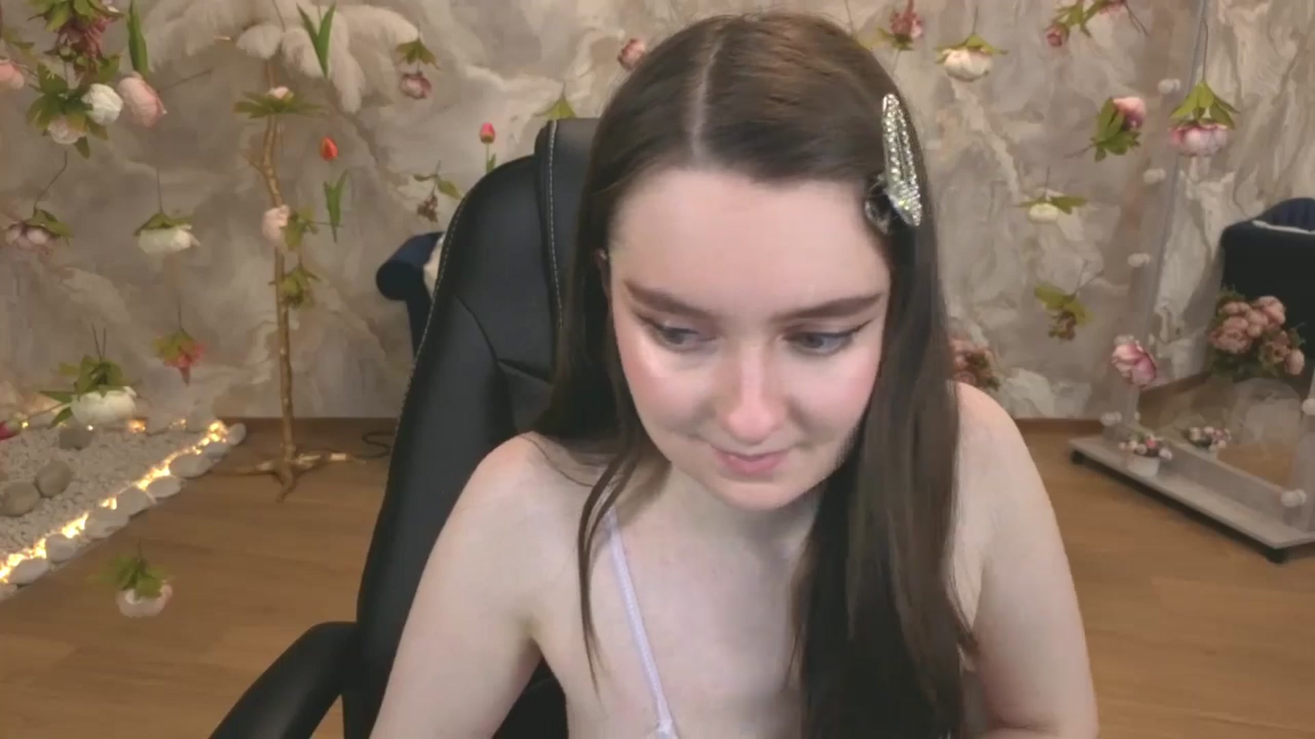 Gallery image thumbnail from Milim_Nava's myfreecams stream on, 04/30/2026, 21:41 image 10 of 20