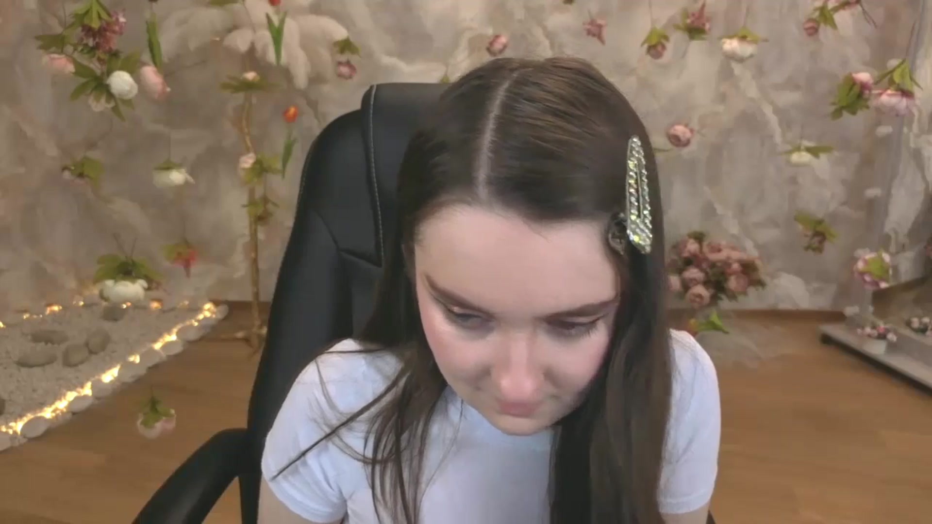 Gallery image thumbnail from Milim_Nava's myfreecams stream on, 04/30/2026, 21:41 image 17 of 20