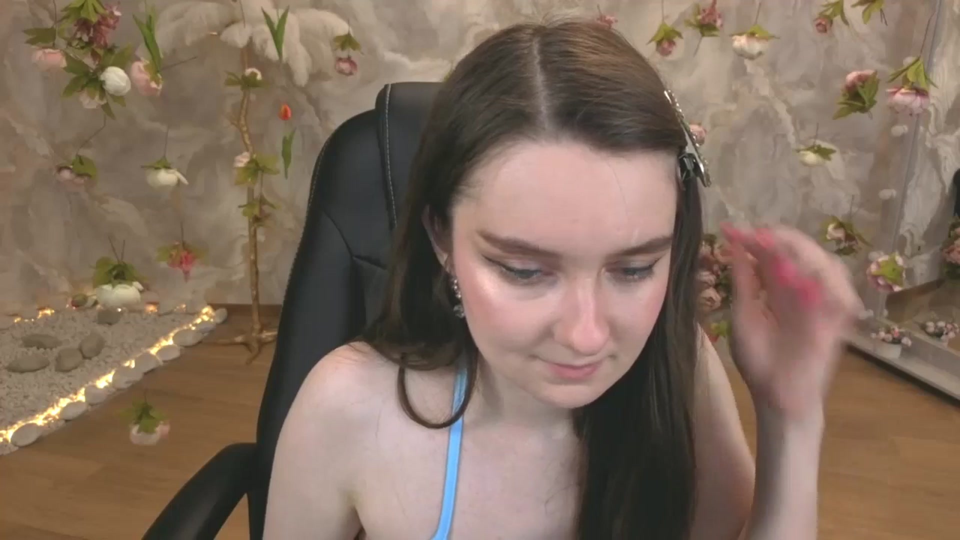 Gallery image thumbnail from Milim_Nava's myfreecams stream on, 05/01/2026, 24:01 image 14 of 20