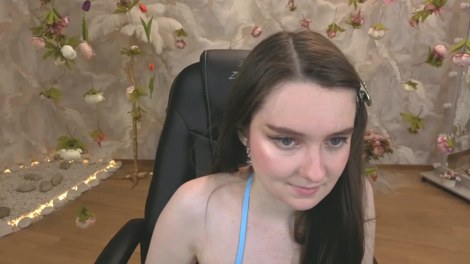 Gallery image thumbnail from Milim_Nava's myfreecams stream on, 05/01/2026, 24:15 image 14 of 20