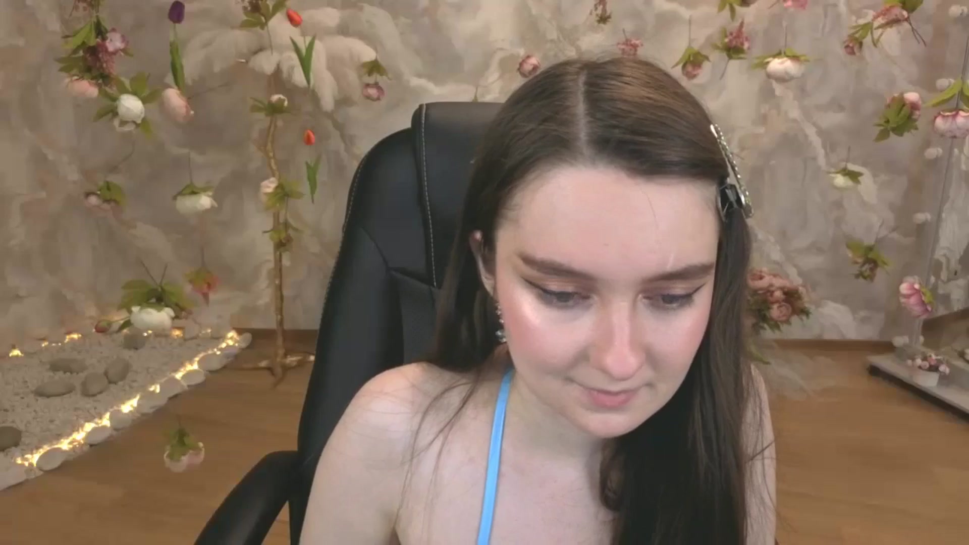 Gallery image thumbnail from Milim_Nava's myfreecams stream on, 05/01/2026, 24:15 image 13 of 20