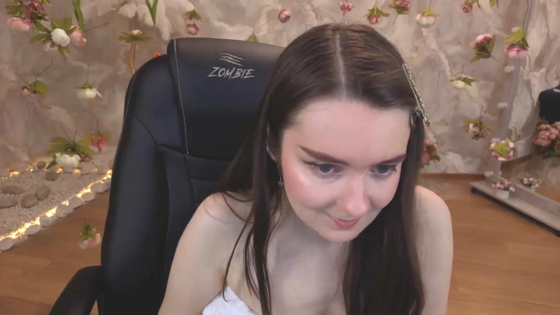 Gallery image thumbnail from Milim_Nava's myfreecams stream on, 05/04/2026, 04:25 image 15 of 20