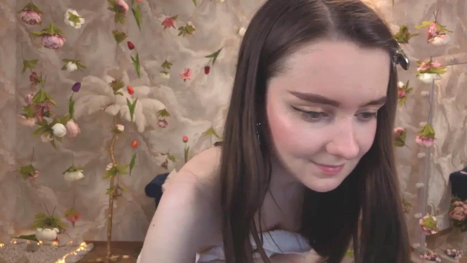 Gallery image thumbnail from Milim_Nava's myfreecams stream on, 05/04/2026, 04:25 image 6 of 20