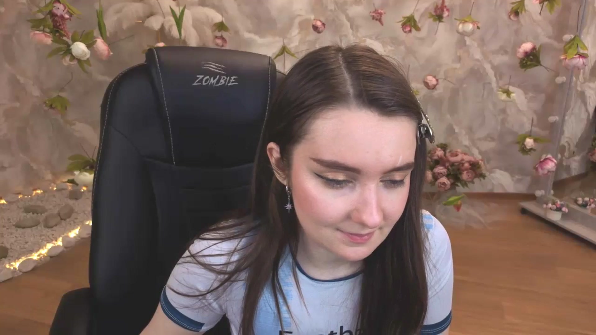 Gallery image thumbnail from Milim_Nava's myfreecams stream on, 05/04/2026, 11:32 image 17 of 20