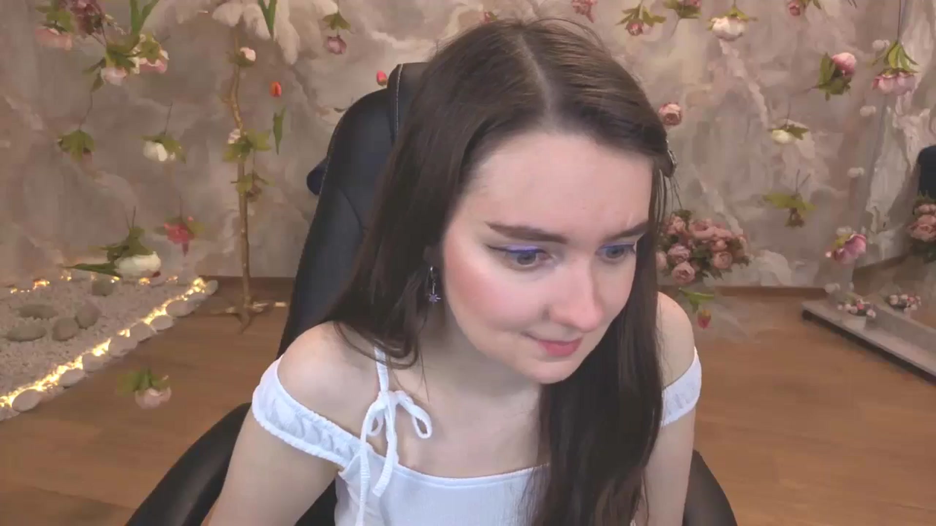 Gallery image thumbnail from Milim_Nava's myfreecams stream on, 05/06/2026, 03:53 image 7 of 20
