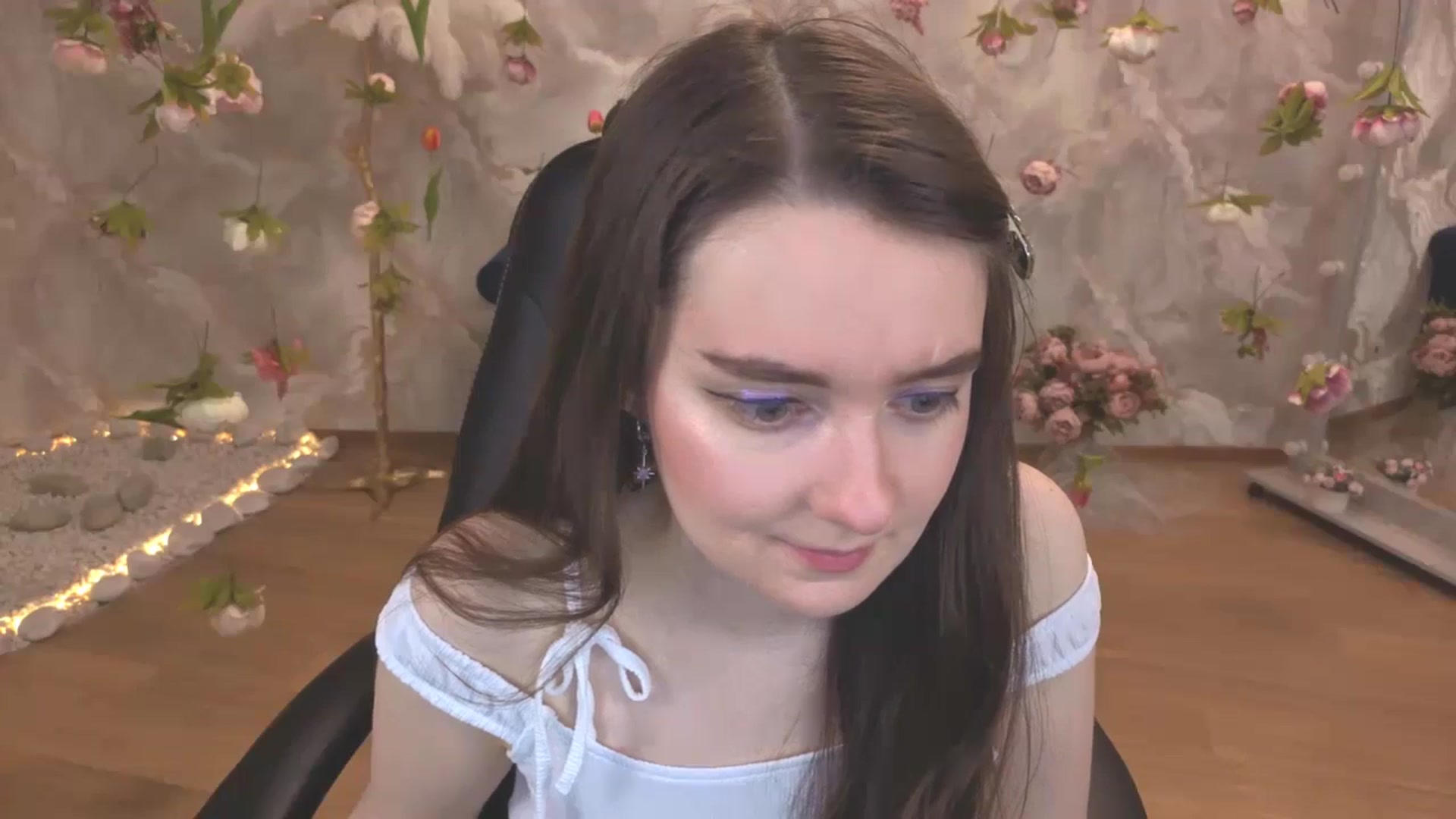 Gallery image thumbnail from Milim_Nava's myfreecams stream on, 05/06/2026, 03:53 image 10 of 20