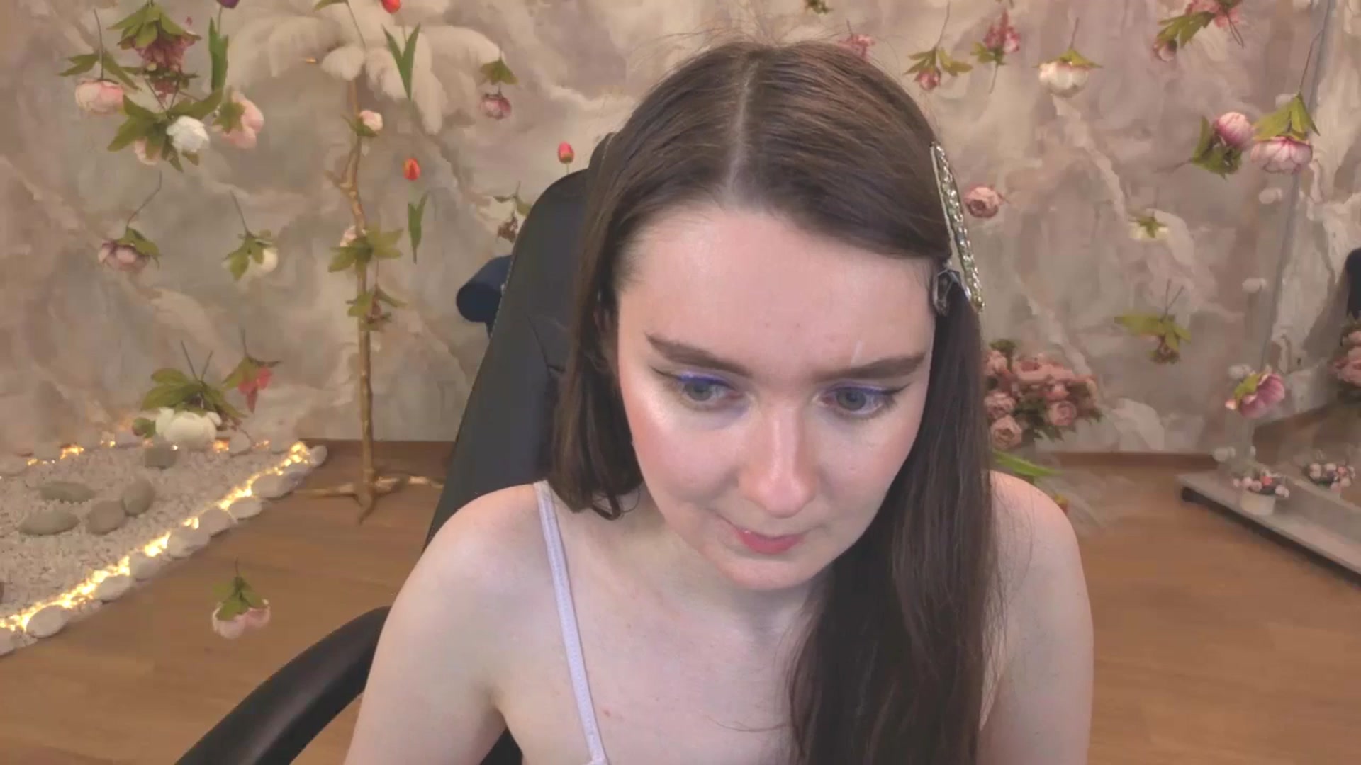 Gallery image thumbnail from Milim_Nava's myfreecams stream on, 05/06/2026, 12:55 image 18 of 20