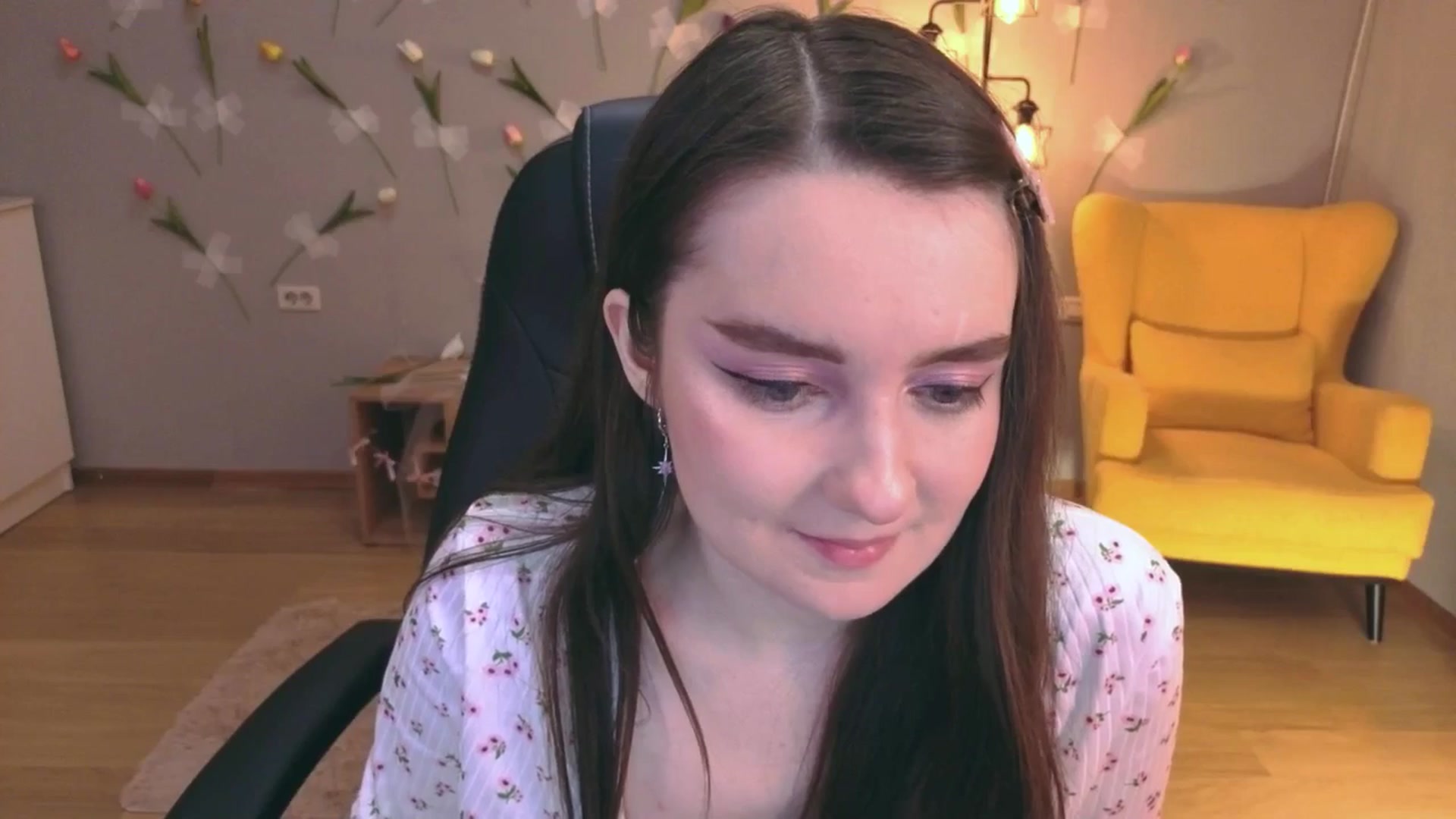 Gallery image thumbnail from Milim_Nava's myfreecams stream on, 05/08/2026, 18:53 image 10 of 20