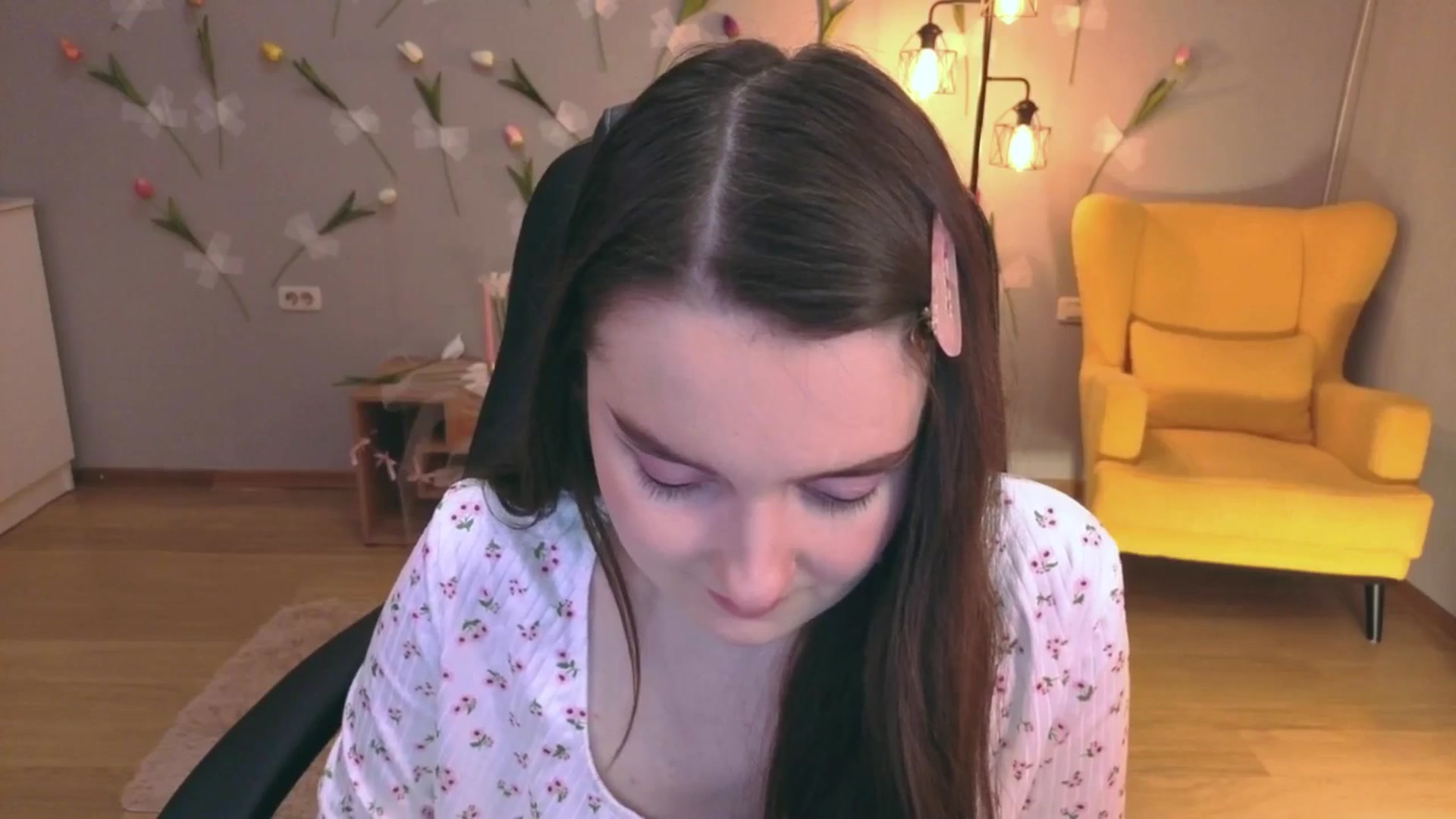 Gallery image thumbnail from Milim_Nava's myfreecams stream on, 05/08/2026, 18:53 image 13 of 20